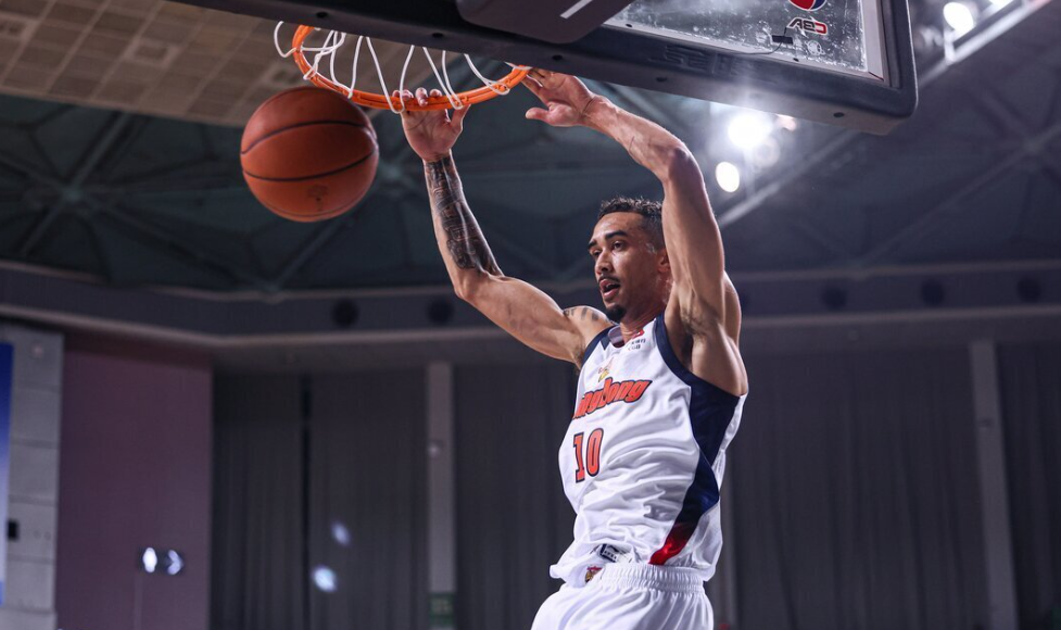 世界杯小组分组-CBA疯狂一夜！深圳宁波再爆大冷，贺希宁一战封神，广东反超上海