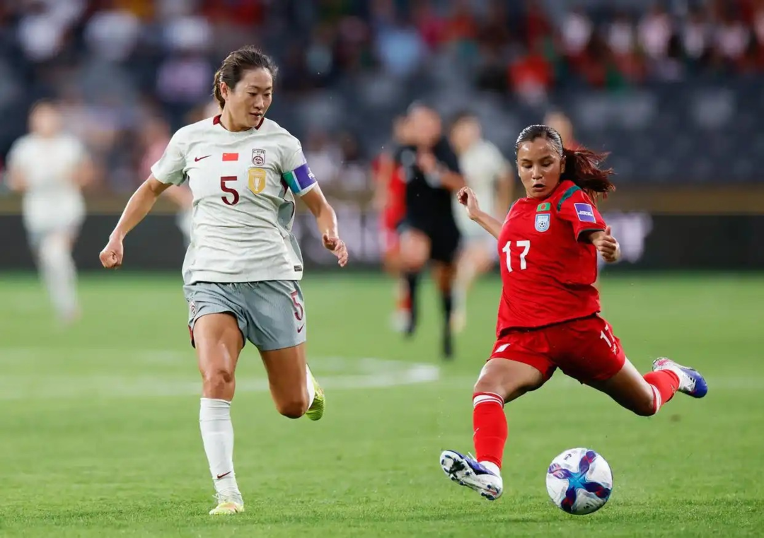 世界杯抽签仪式-女足亚洲杯|中国队6日下午迎战乌兹别克斯坦队，赢球即提前出线