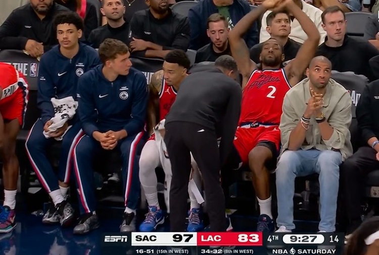 世界杯小组分组-伤不起啊！伦纳德防守时又被撞到&amp;一瘸一拐 已确定退赛！